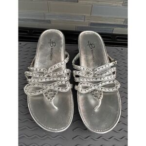 B Makowsky Silver Embellished Bow Thong Wedge Sandals Women's Size 11M